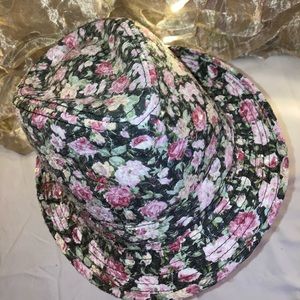 ❤️Gorgeous Floral Sequined Fedora❤️